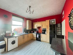 Kitchen-Diner- click for photo gallery